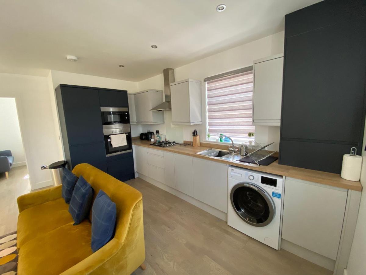 Apartment No 8 - Stay In Style In The Heart Of The Cathedral City. Труро Екстер'єр фото